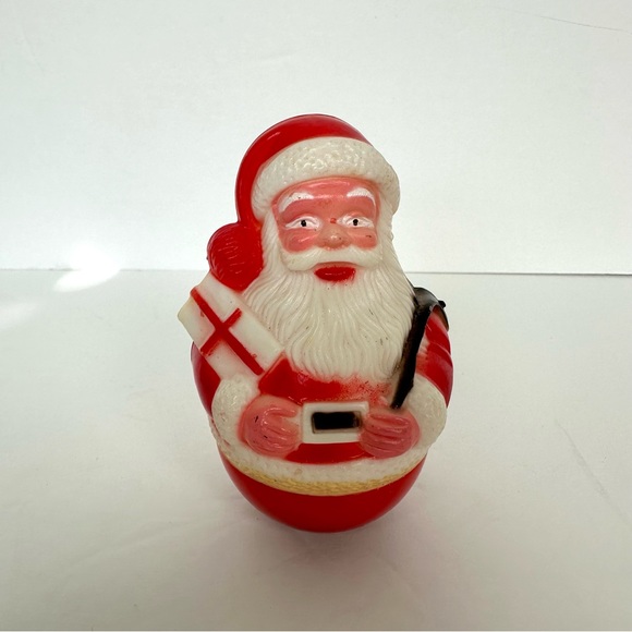 Vintage Plastic Santa Roly Poly Small Made in Hong Kong - Picture 3 of 8